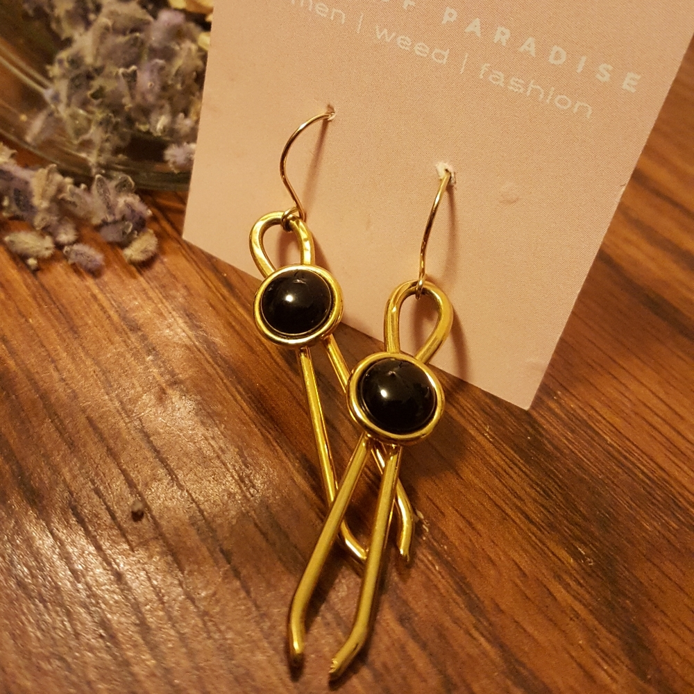 💫 Black Onyx & 10k Gold Earrings